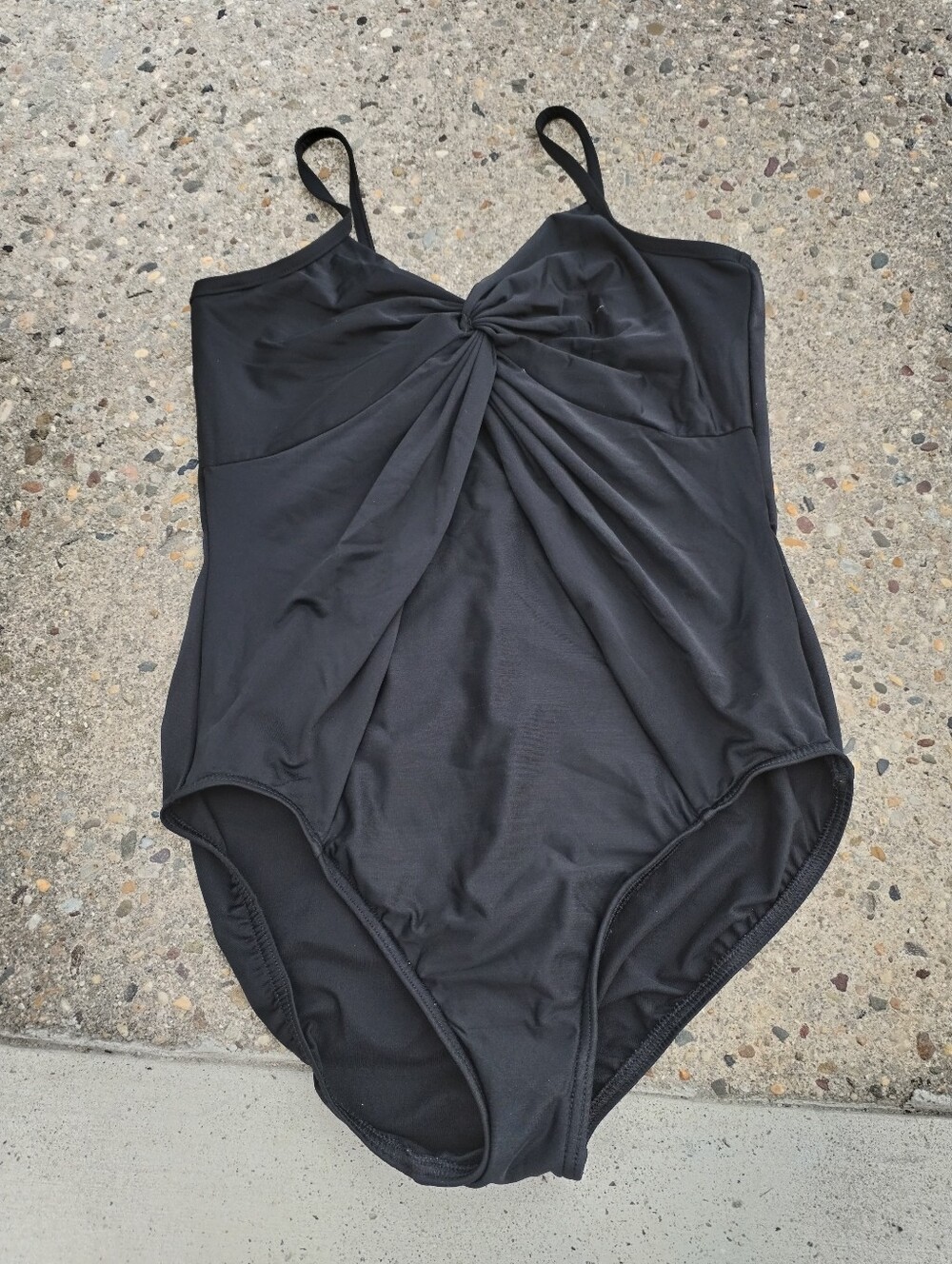 MIRACLESUIT Rock Solid Black Love Knot Bathing Suit One-piece Underwire …